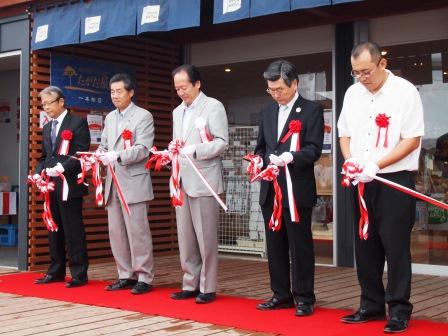 観光物産施設『一本松茶屋』がオープン