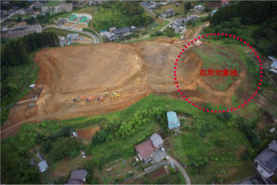 図表 3-2-40 赤崎小学校建設予定地(着工前)