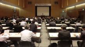 図表 3-2-58 派遣専門職員会議の様子