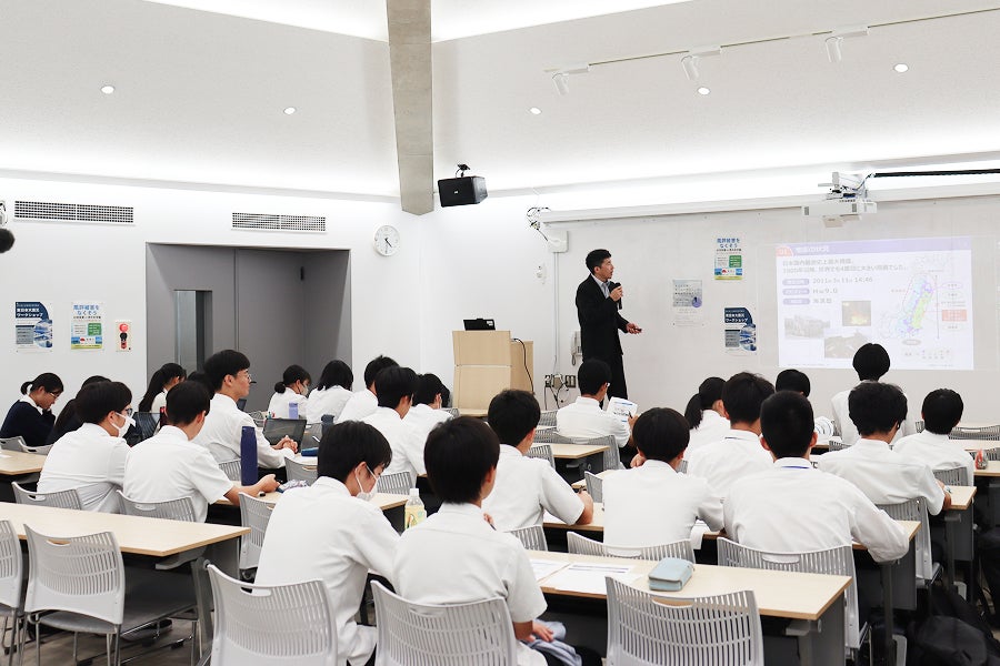 学校法人 西大和学園　西大和学園中学校・高等学校