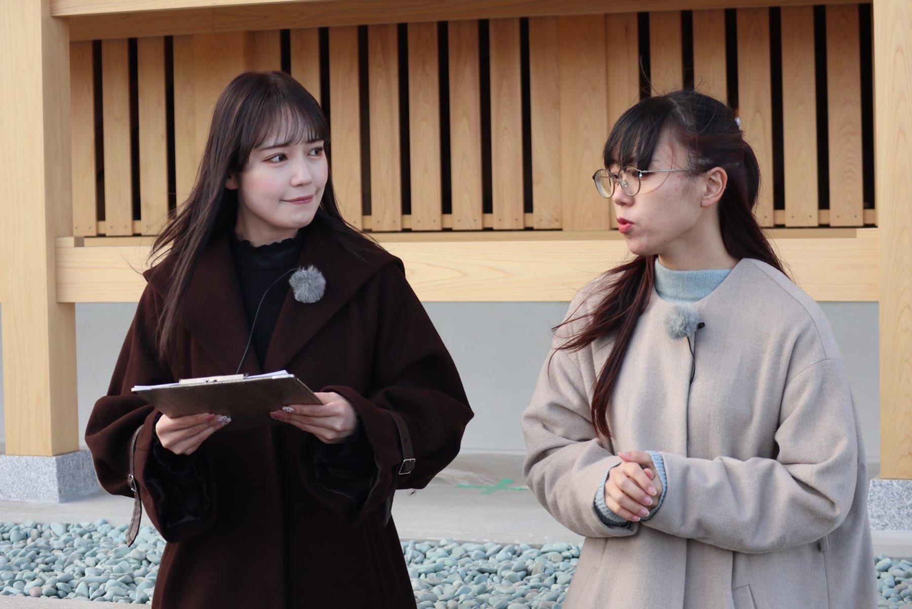 朗読劇請戸小学校物語に込めた思いを語る横山さんの様子