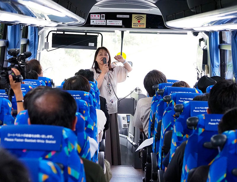 復興視察ツアーの様子1