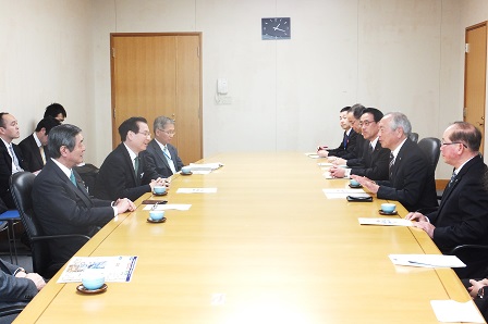 加藤新地町長との意見交換（於：新地町役場）