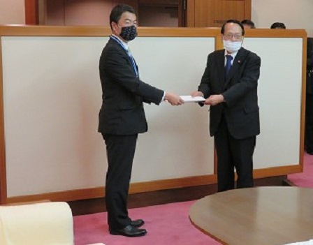 宮城県知事との意見交換(於:宮城県庁)