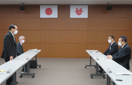 相馬市長との意見交換(於:相馬市役所)