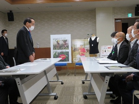 川俣町長との意見交換(於:川俣町役場)
