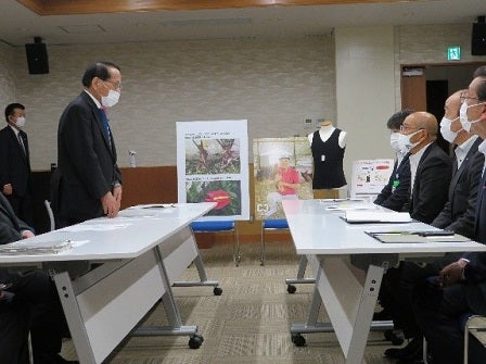川俣町長との意見交換（於：川俣町役場）