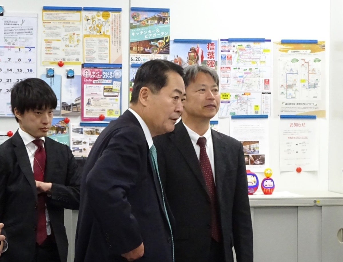 ■牧野復興大臣のセンター視察（於：双葉町）